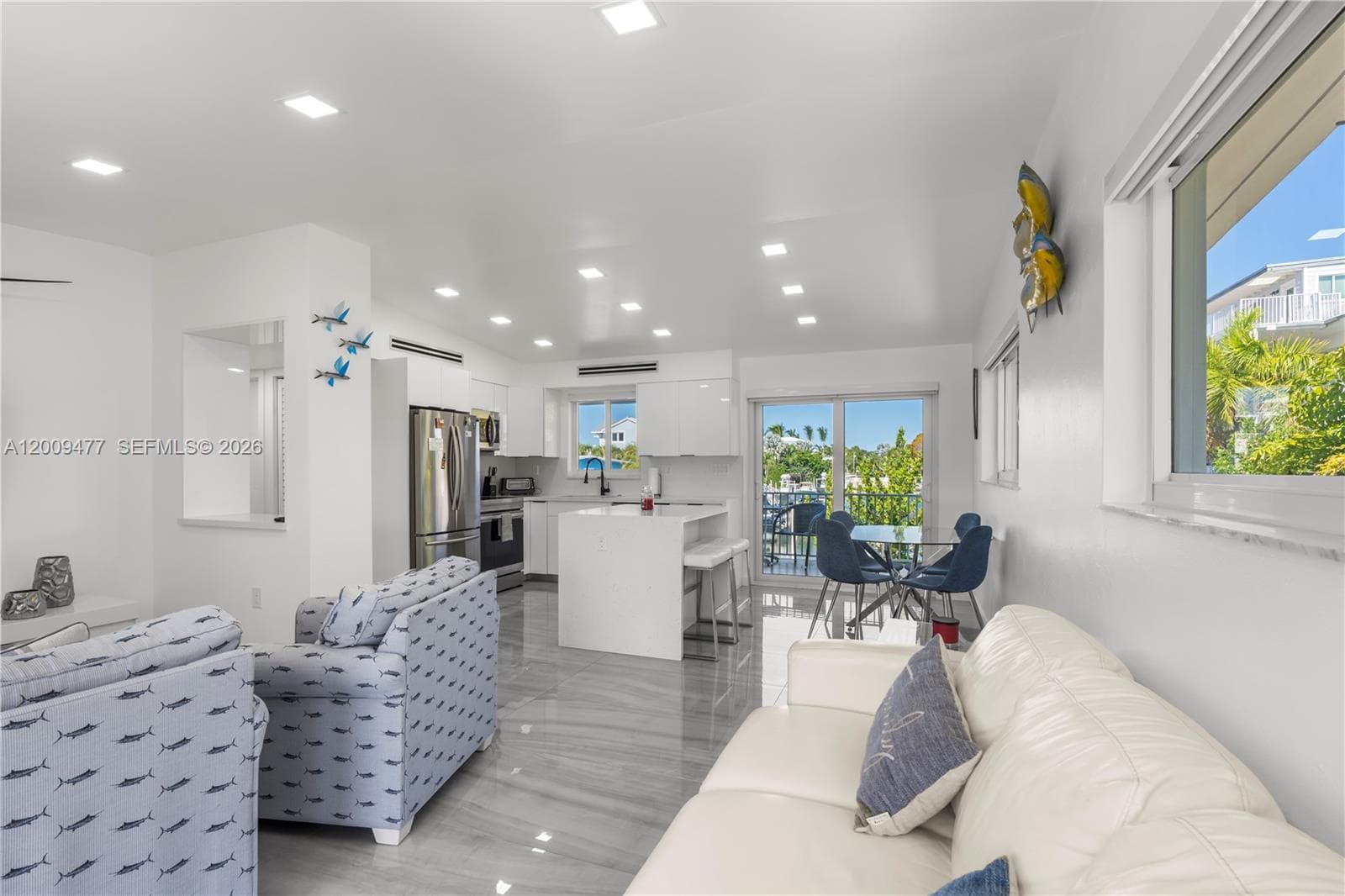 200 Plantation Shores Dr photo 2