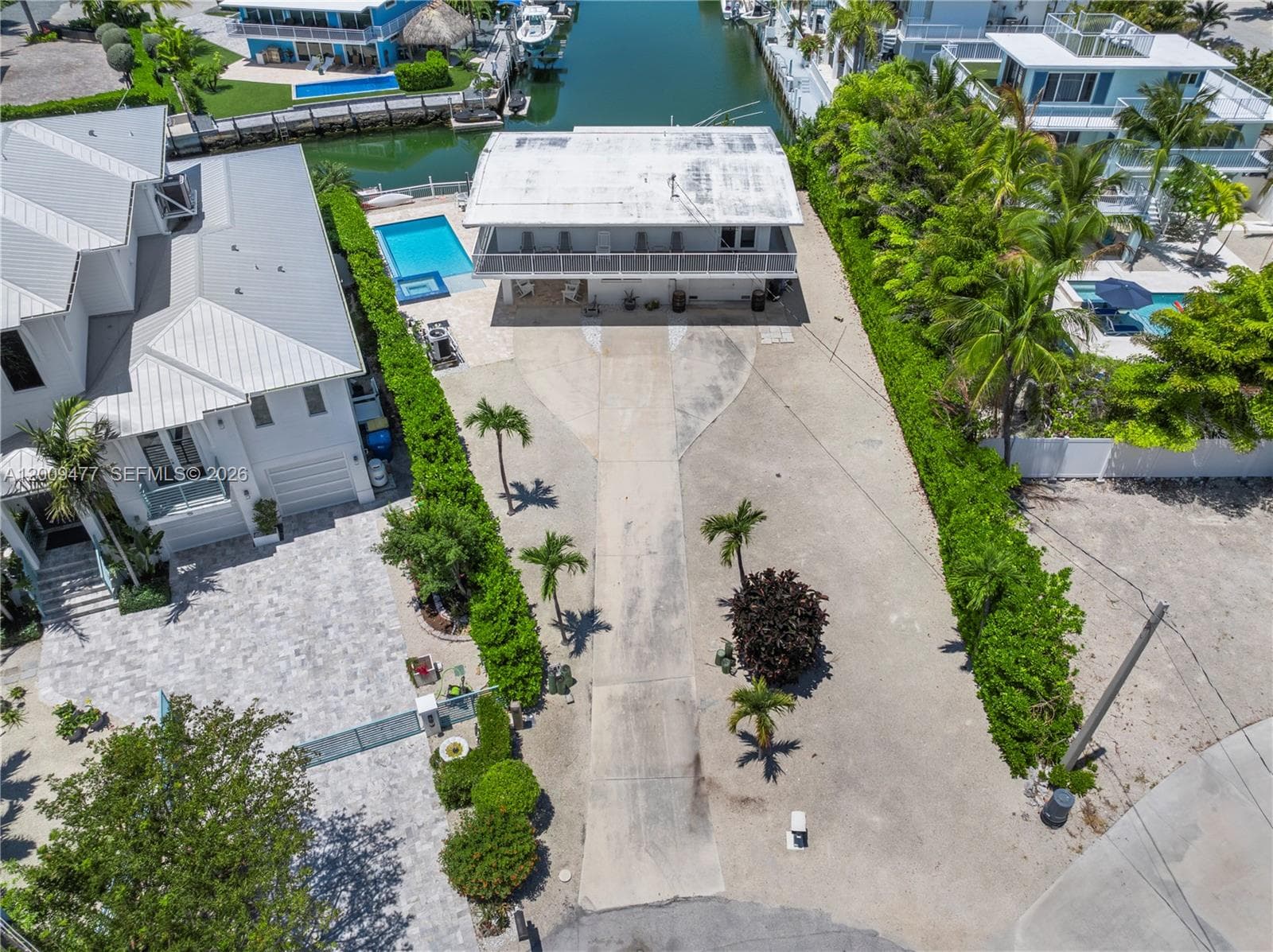 200 Plantation Shores Dr photo 1