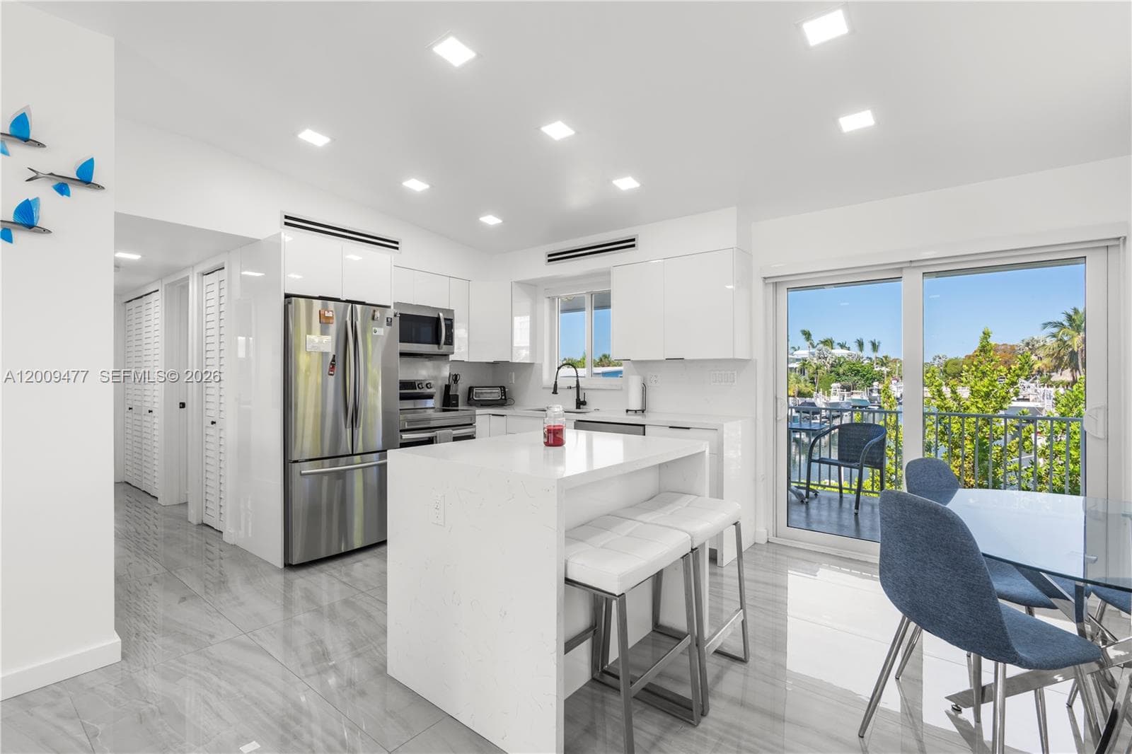 200 Plantation Shores Dr photo 5
