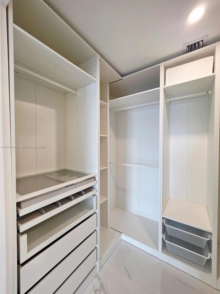 700 24th Street 3903 photo 12