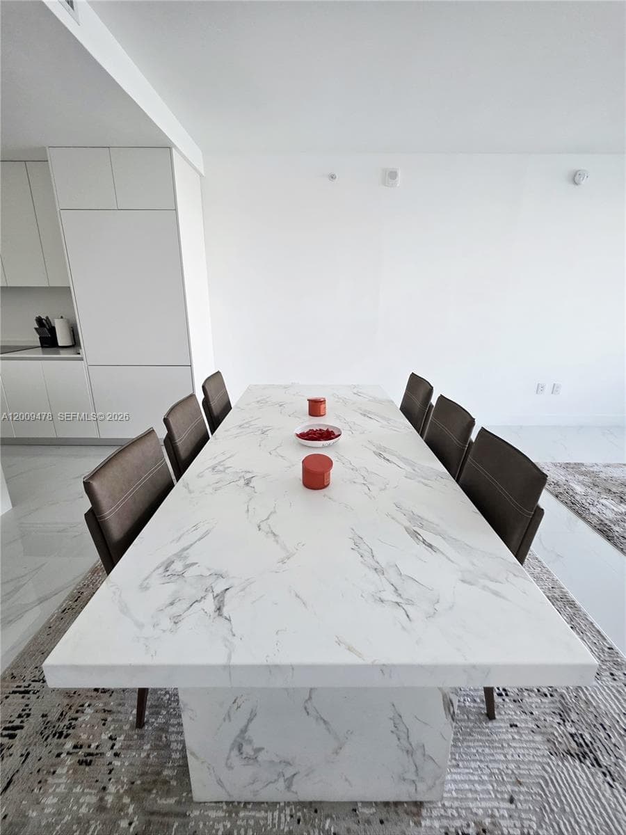 700 24th Street 3903 photo 14