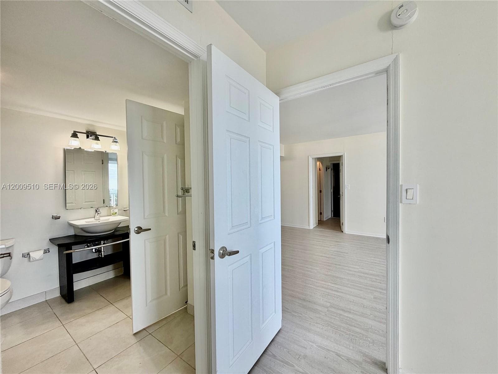 20515 Country Club Dr 1642 photo 23
