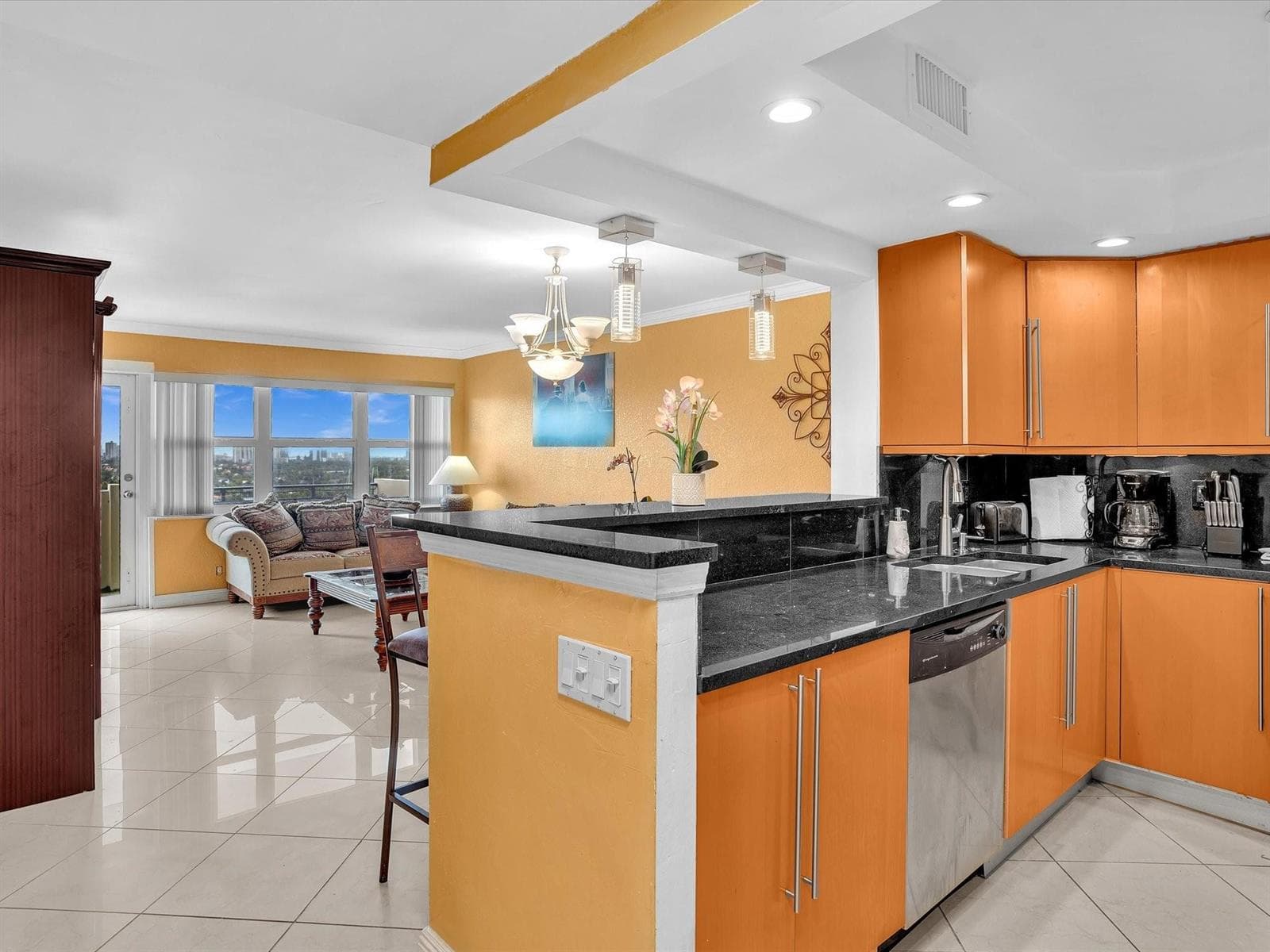 401 Golden Isles Drive 1007 photo 4
