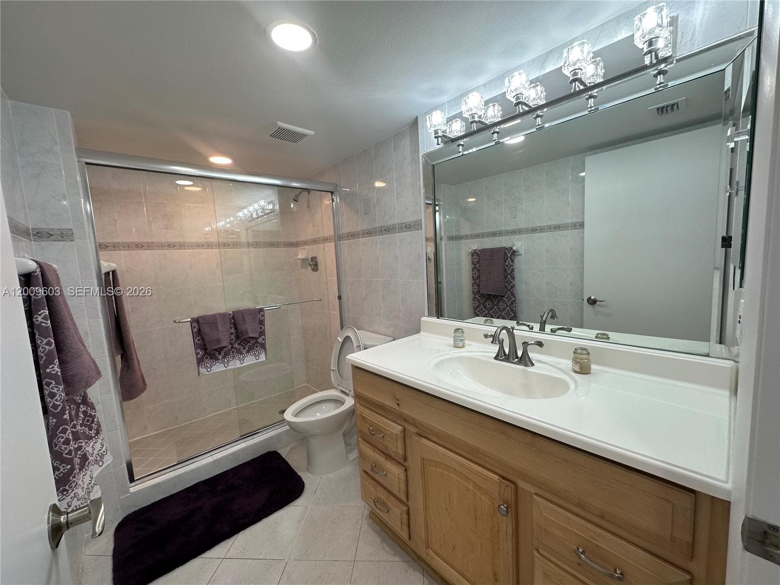 2555 Collins Ave 1403 photo 11