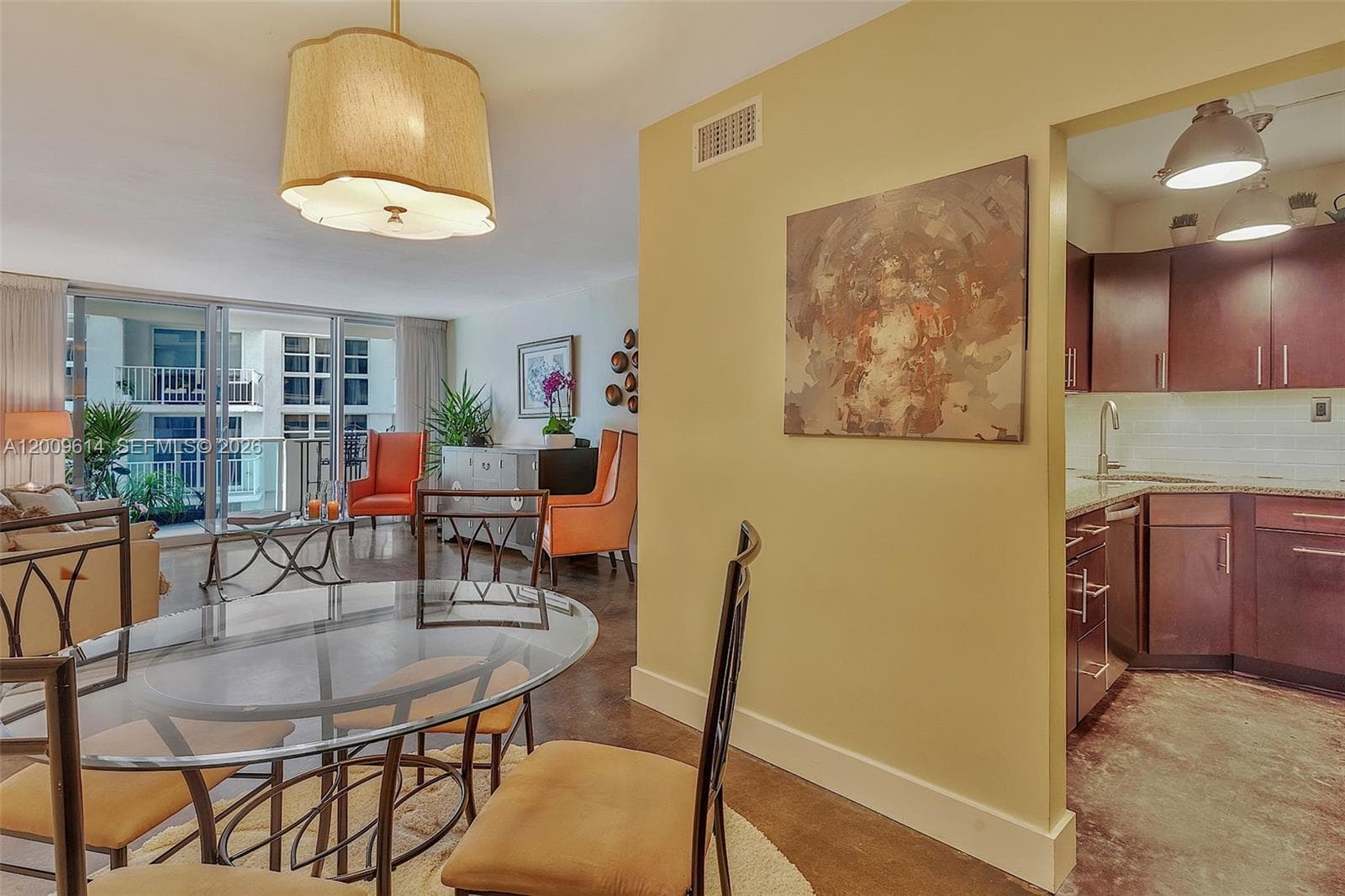 1200 West Ave 423 photo 2