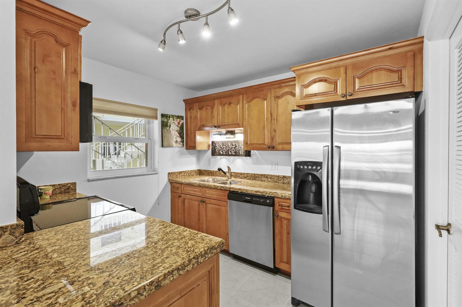 1315 Bayshore Drive 102 photo 6