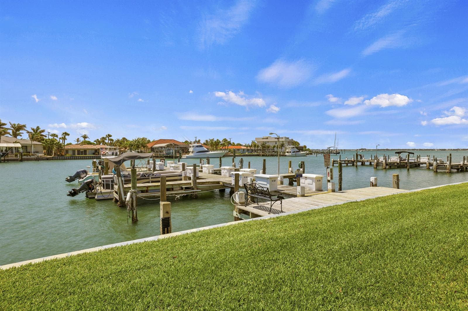 1315 Bayshore Drive 102 photo 4