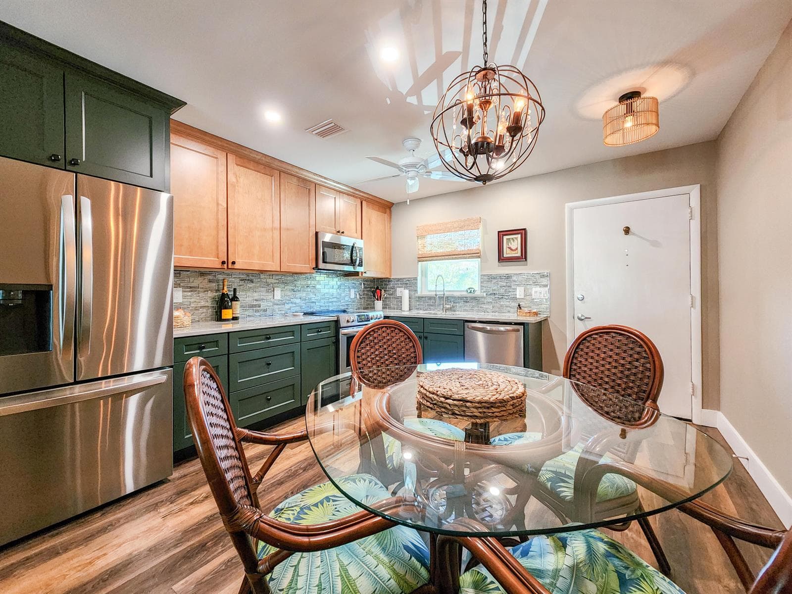2800 Indian River Boulevard 8 photo 5