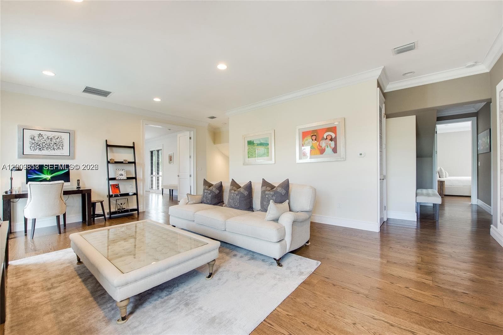 1151 Alhambra Cir photo 8