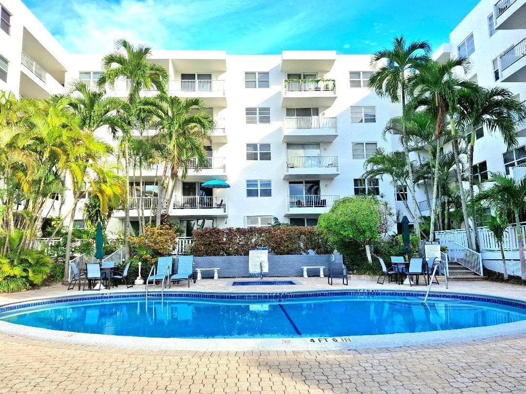 1421 S Ocean Boulevard 315 photo 23