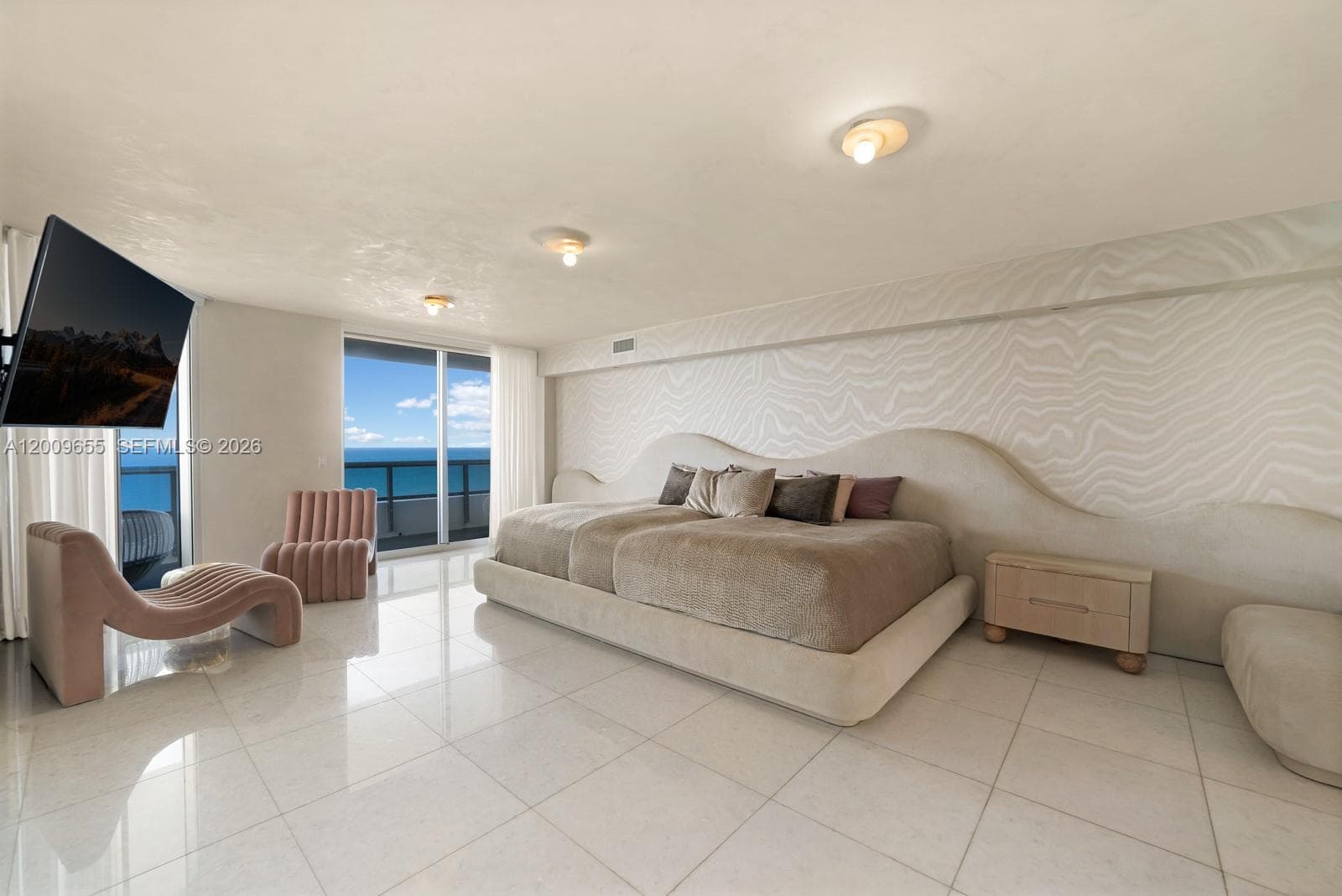 5801 Collins Ave 1200 photo 24