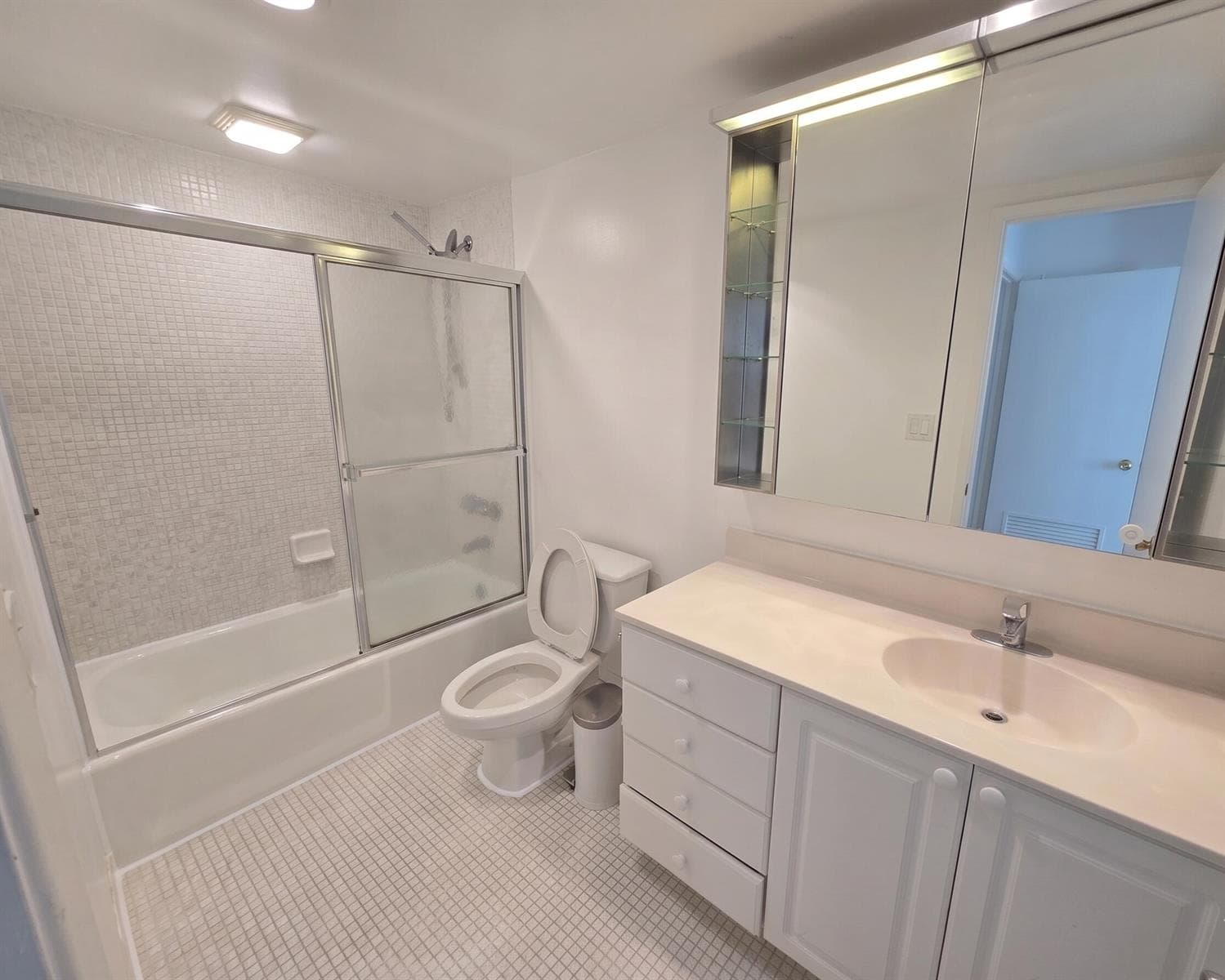 19390 Collins Avenue 1622 photo 4
