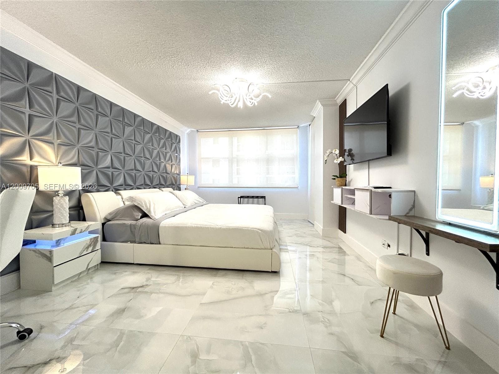 6039 Collins Ave 1507 photo 14