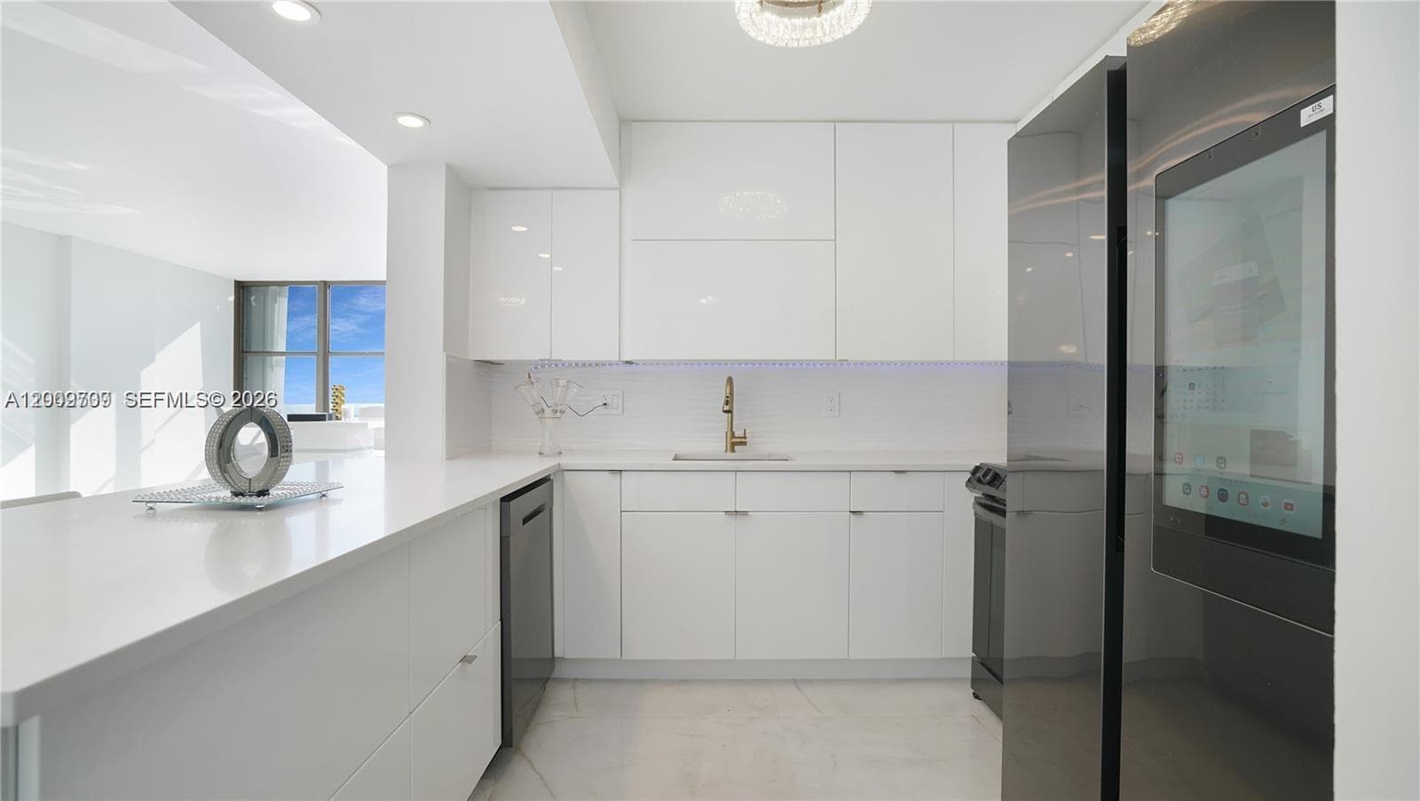 2017 Ocean Dr 1206 photo 16