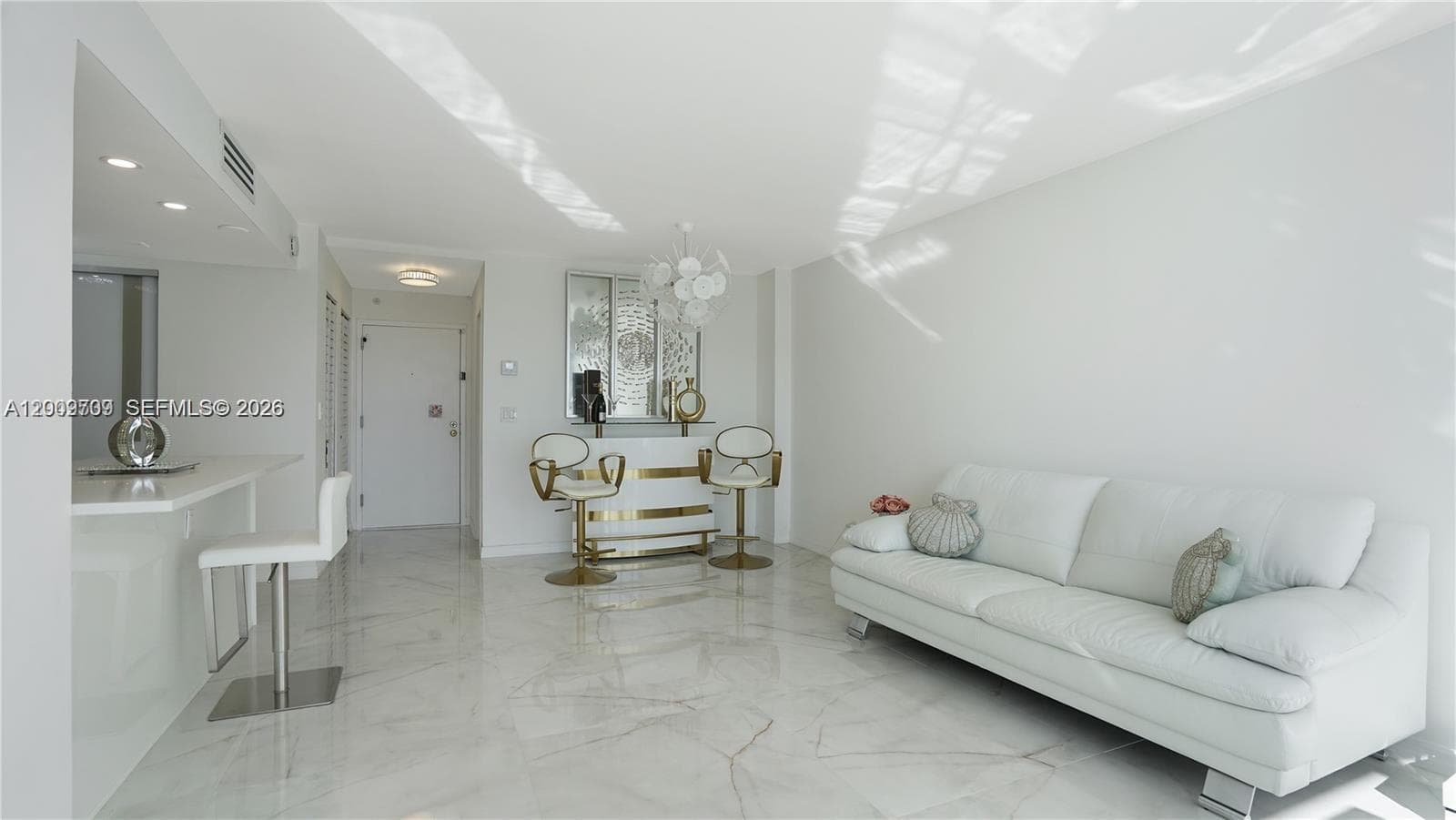 2017 Ocean Dr 1206 photo 7