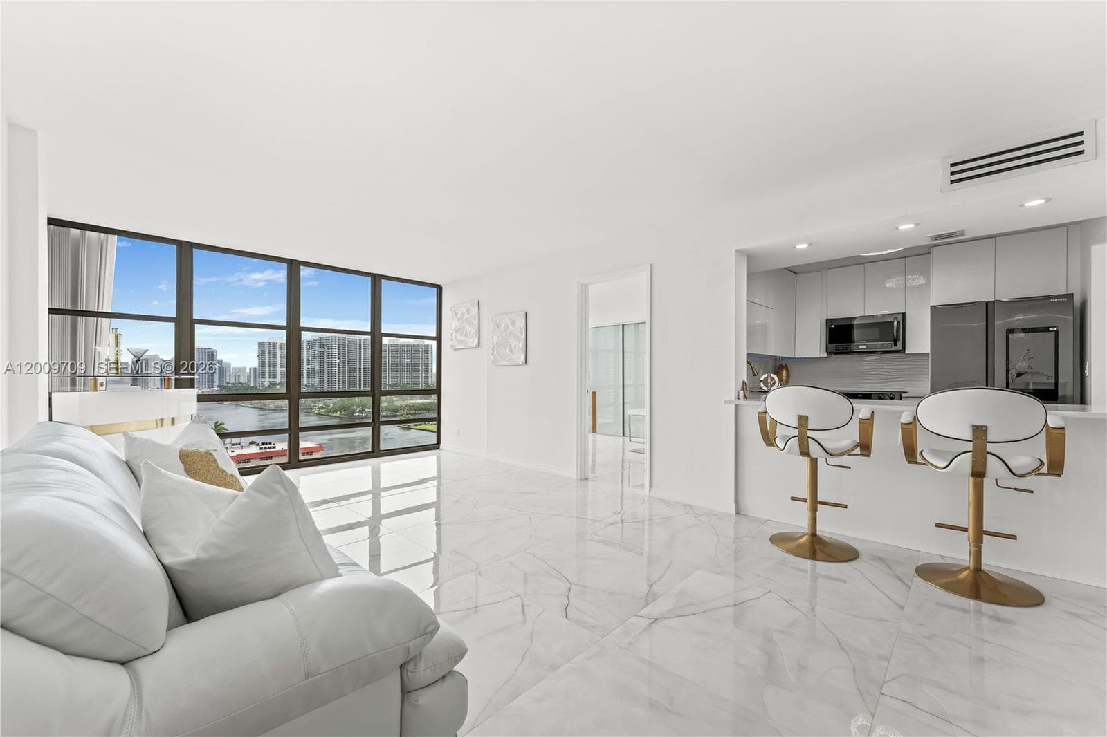 2017 S Ocean Dr 1206 photo 9