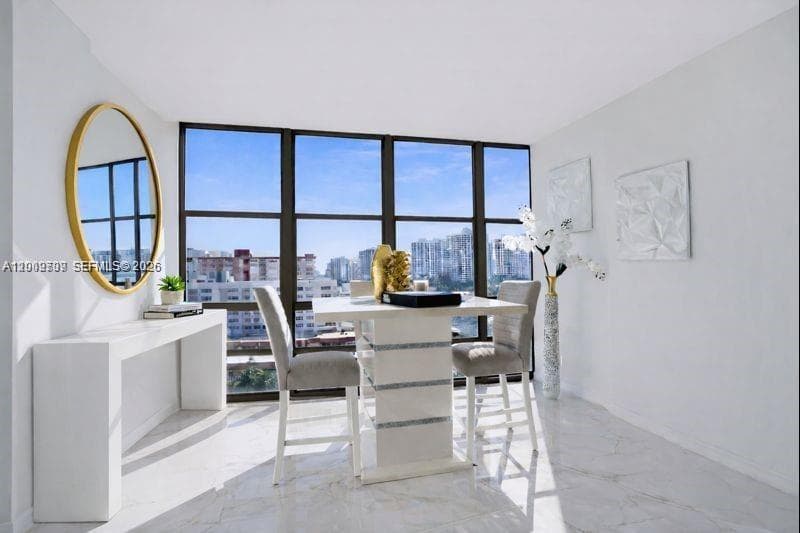 2017 Ocean Dr 1206 photo 8