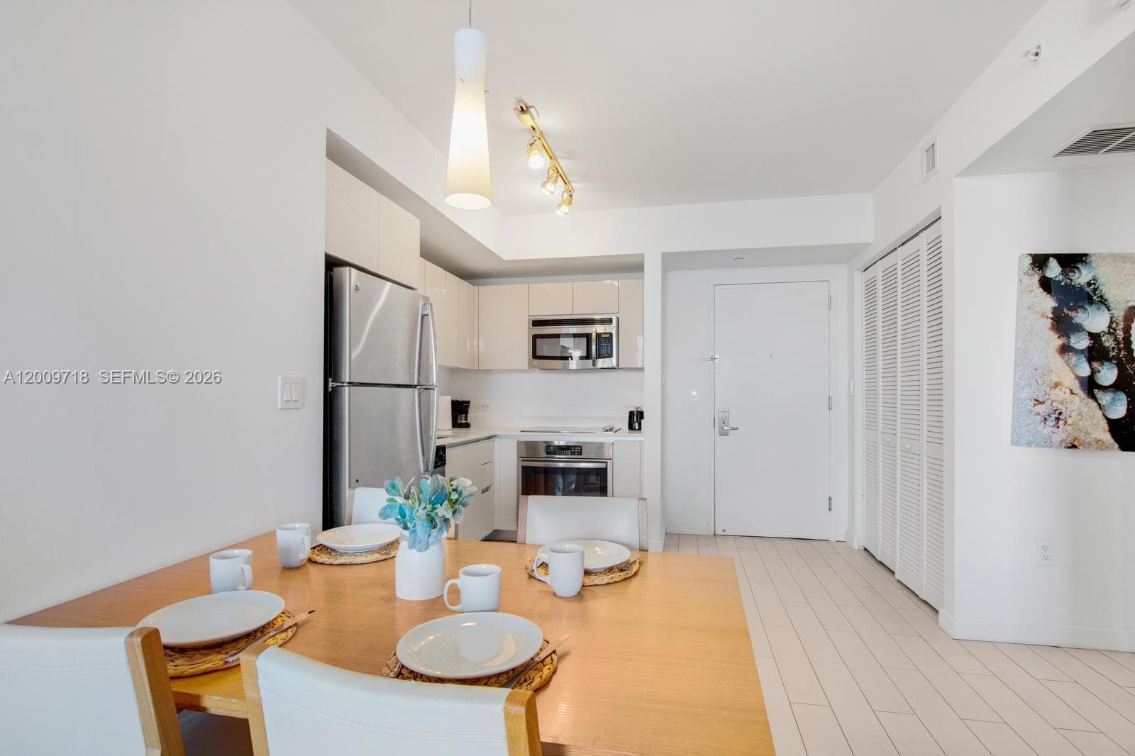 2602 Hallandale Beach Blvd R803 photo 16