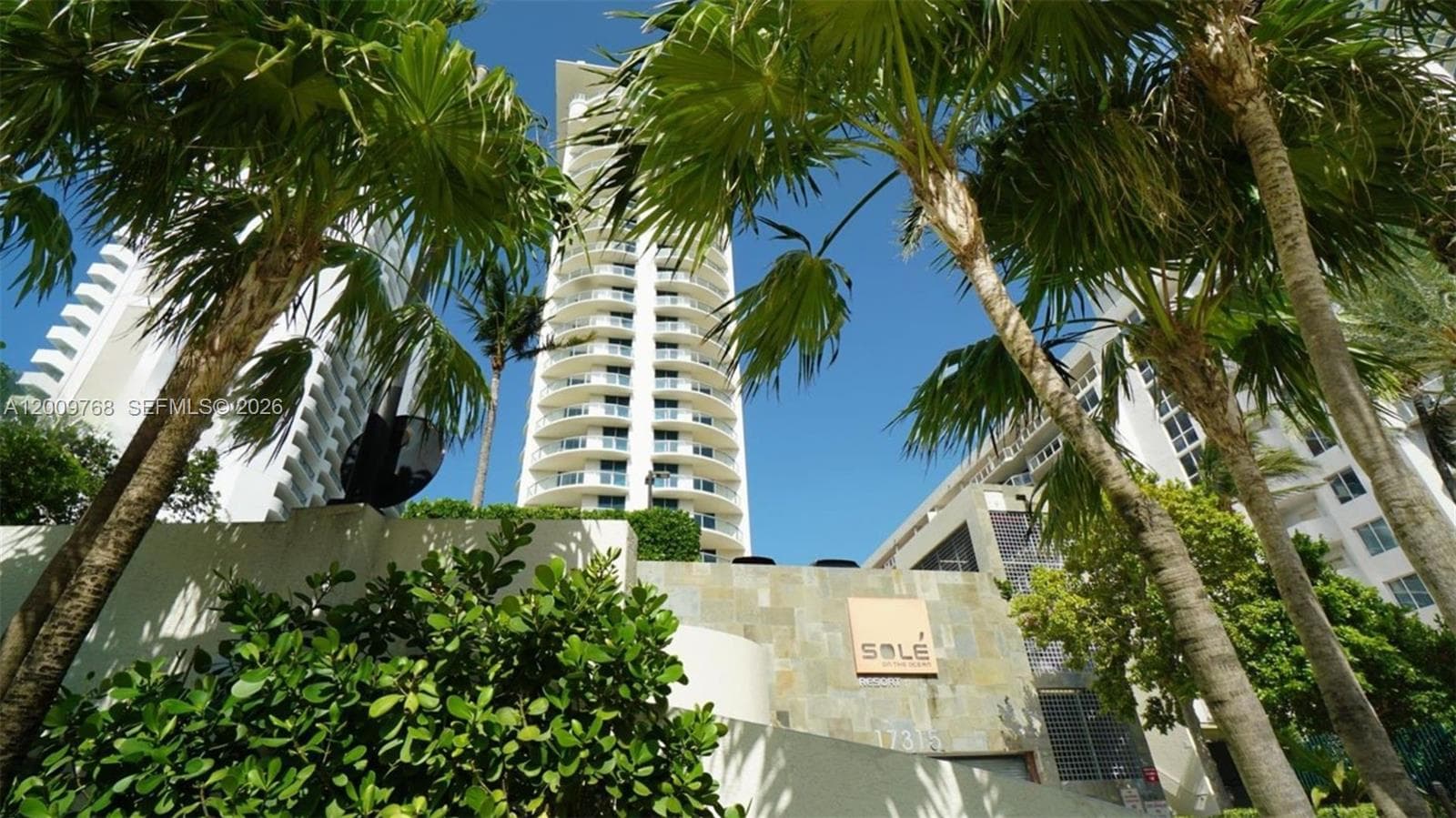 17315 Collins Ave 702 photo 2