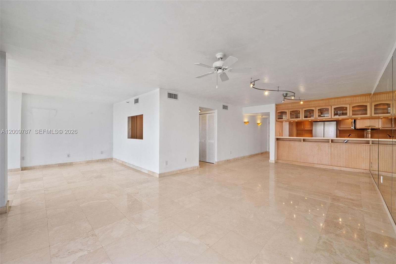 7751 Bayshore Ct 7B photo 10
