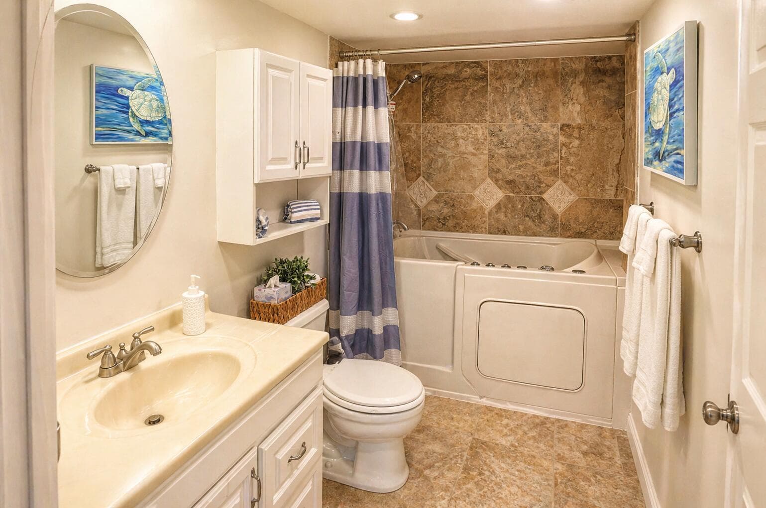301 Lake Shore Drive 105 photo 17