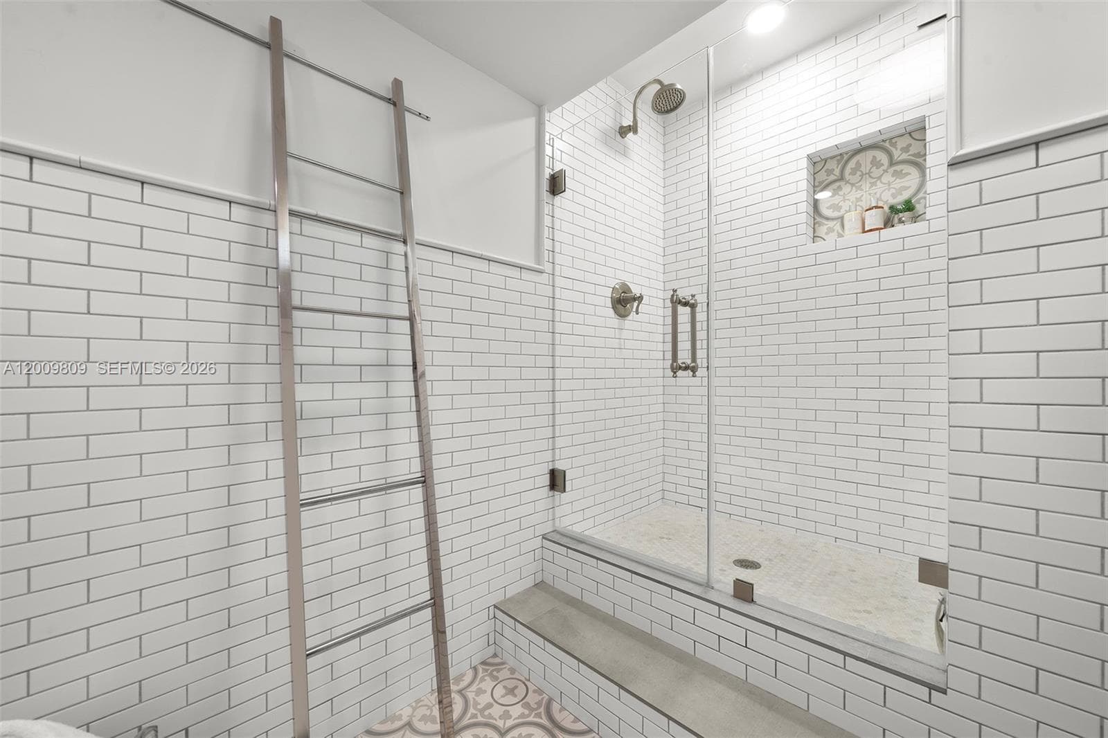 2301 Collins Ave 1533 photo 14