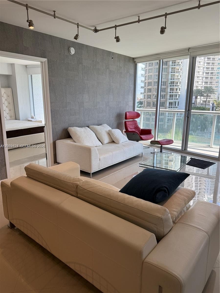 465 Brickell Ave 619 photo 13