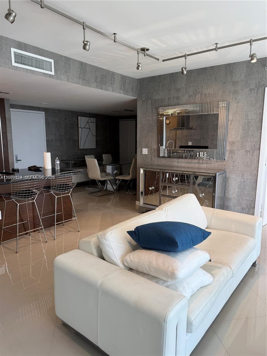 465 Brickell Ave 619 photo 16