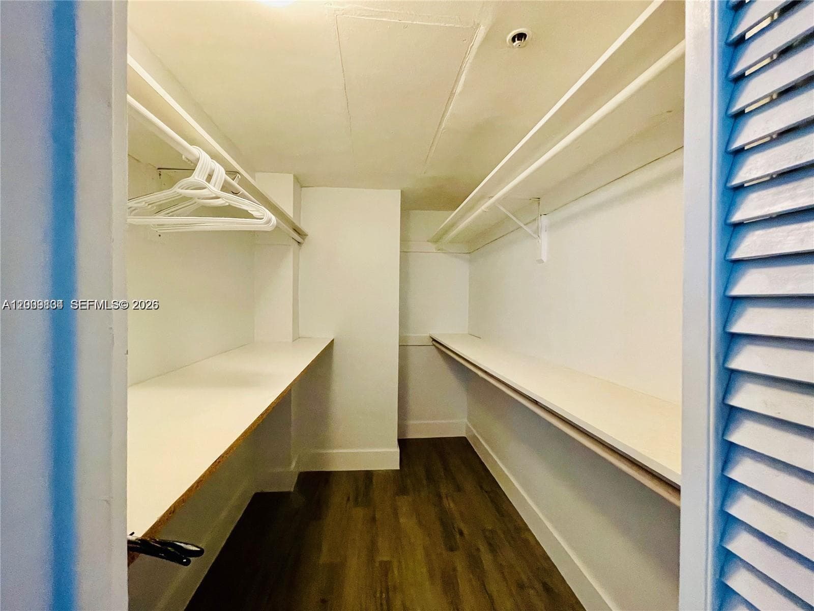 3001 Ocean Dr 101 photo 11