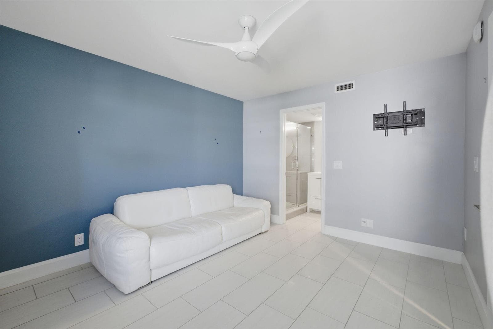 3901 S Flagler Drive 203 photo 12