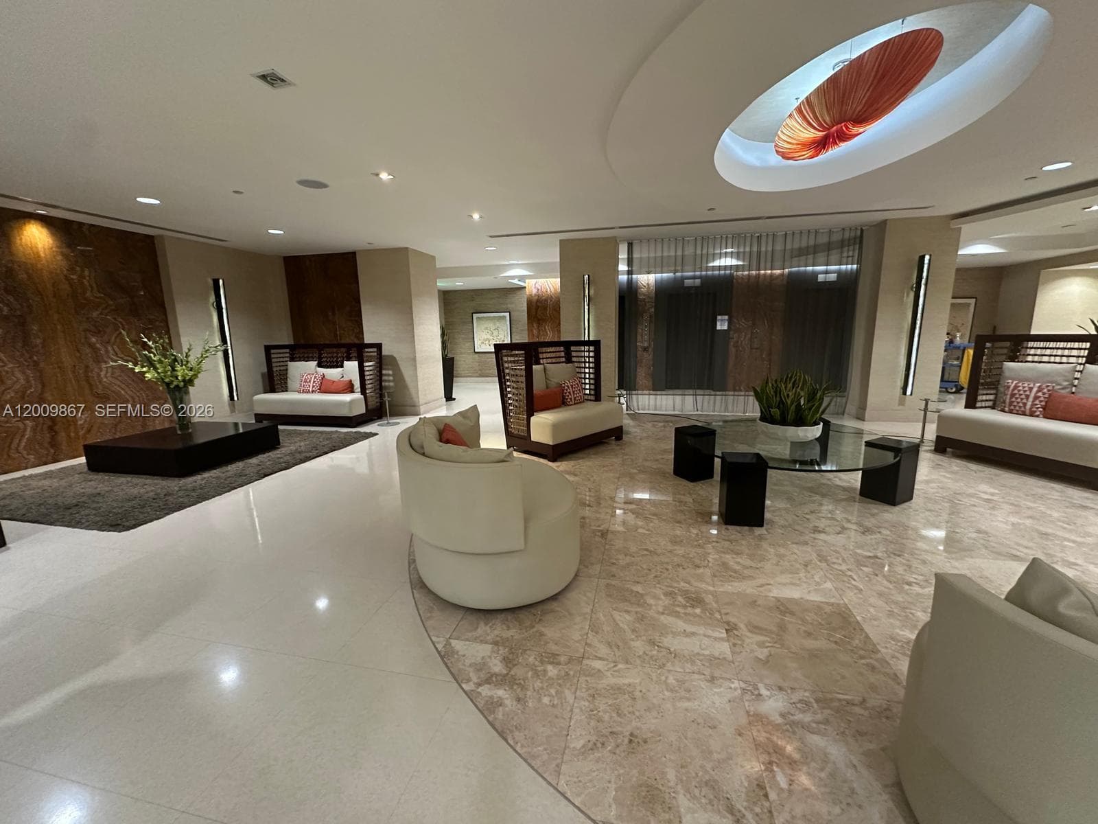 2555 Collins Ave 2411 photo 16