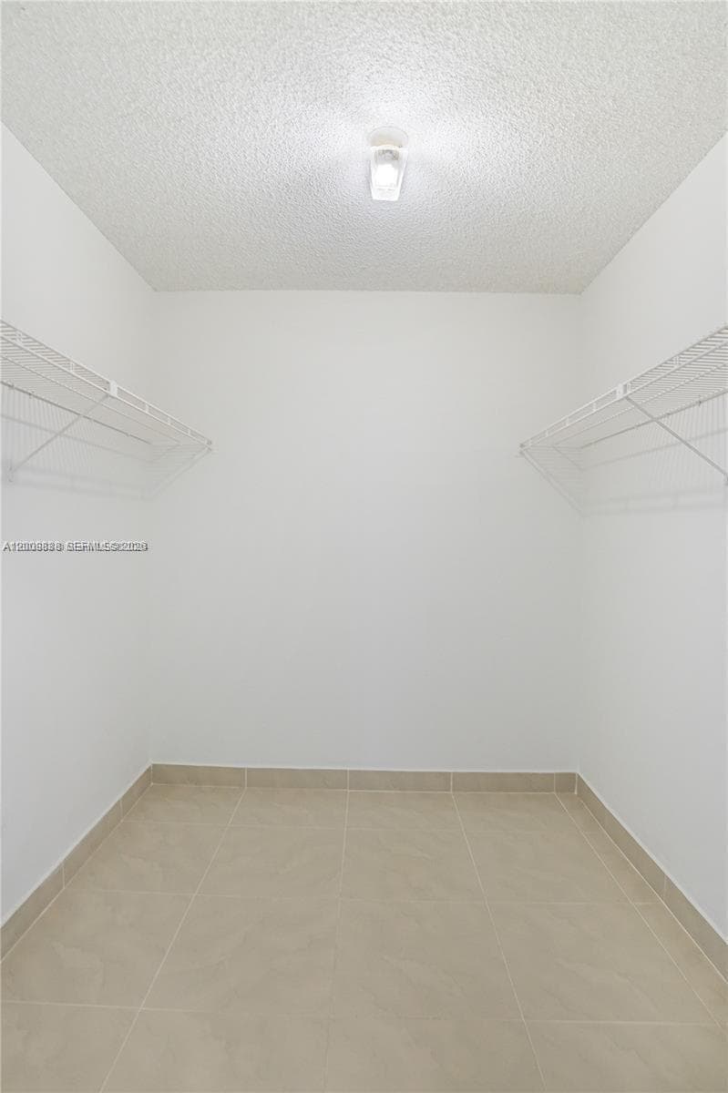 3800 Ocean Dr 414 photo 6