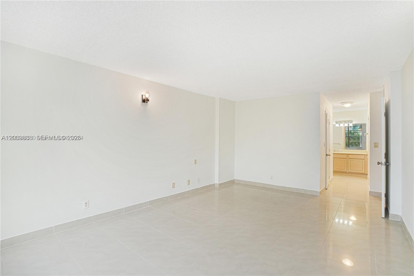 3800 Ocean Dr 414 photo 9