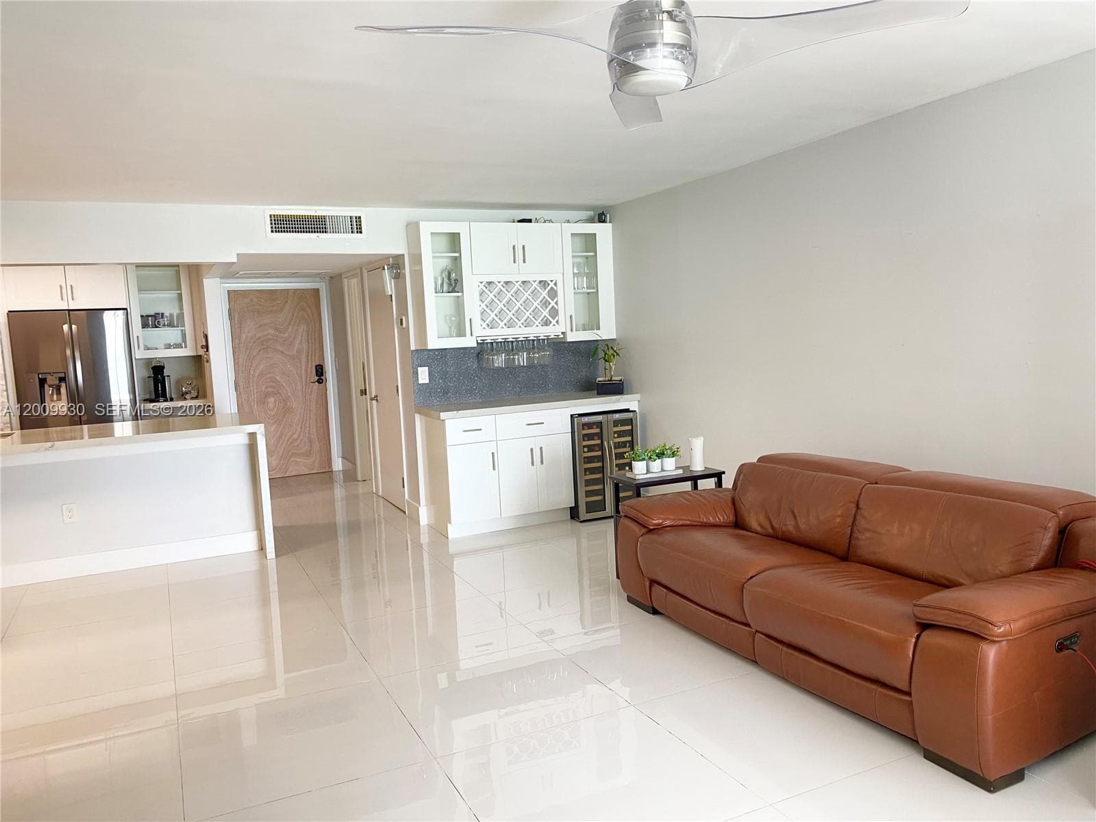 6450 Collins Ave 1004 photo 7