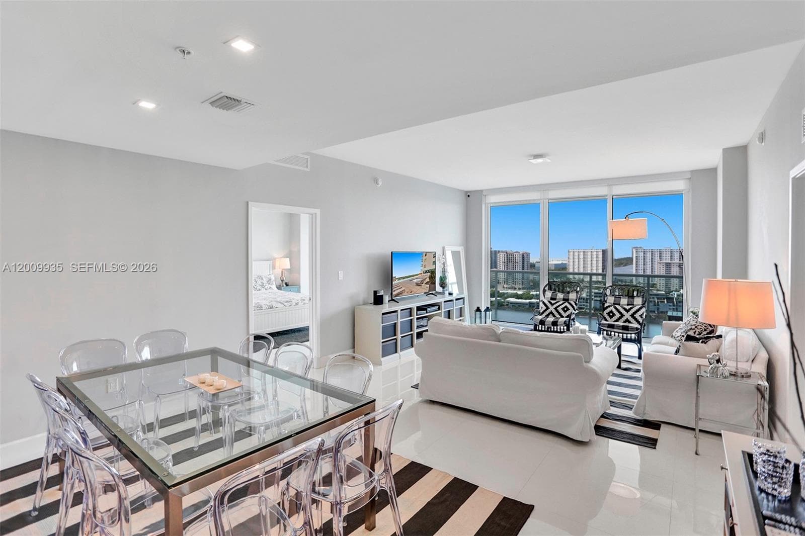 400 Sunny Isles Blvd 2021 photo 6