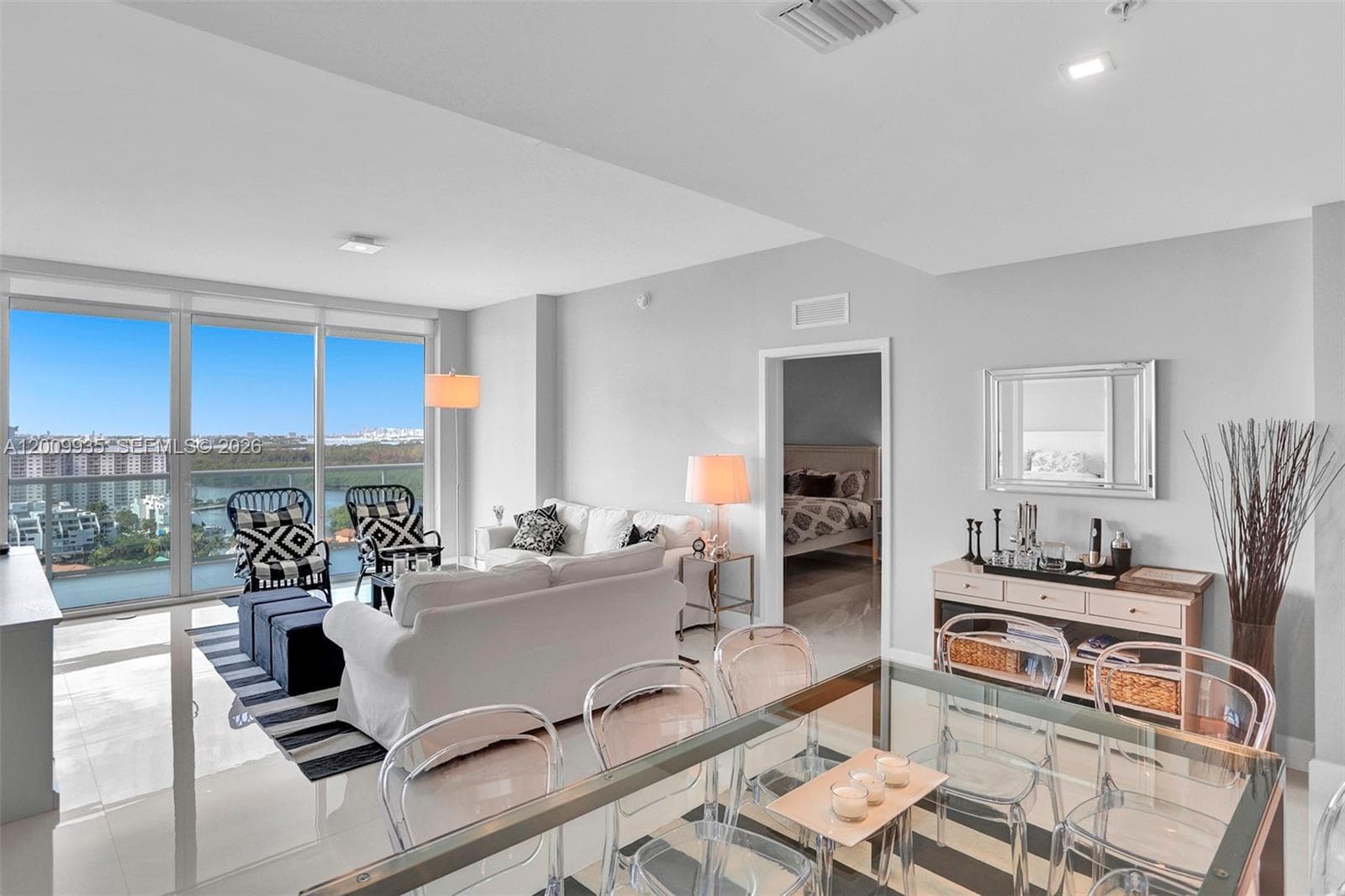 400 Sunny Isles Blvd 2021 photo 7