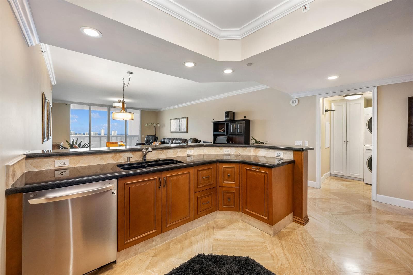 2640 Lake Shore Drive 1811 photo 17