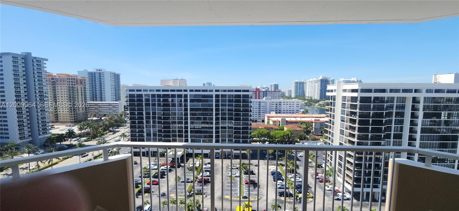 1985 Ocean Dr 14C photo 5