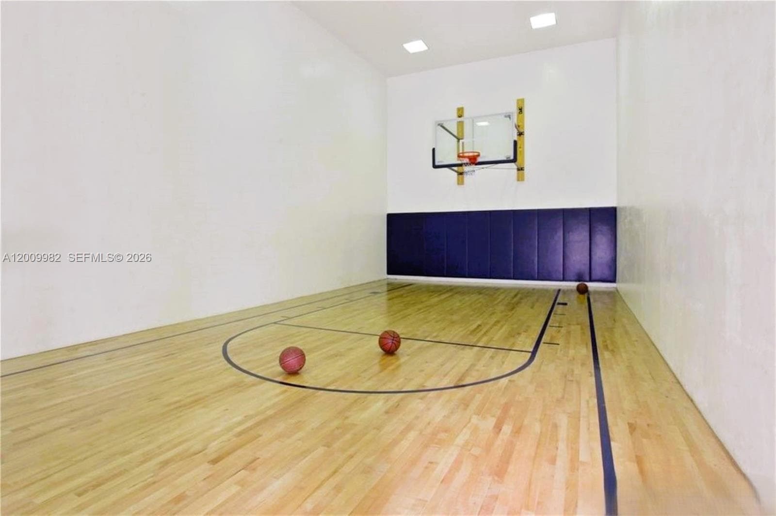 5555 Collins Ave 7P photo 9
