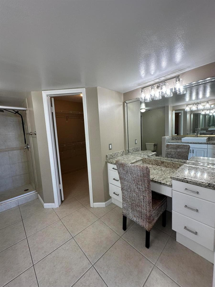 301 Lake Shore Drive 708 photo 13