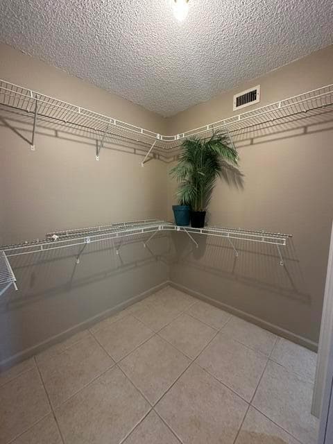 301 Lake Shore Drive 708 photo 16