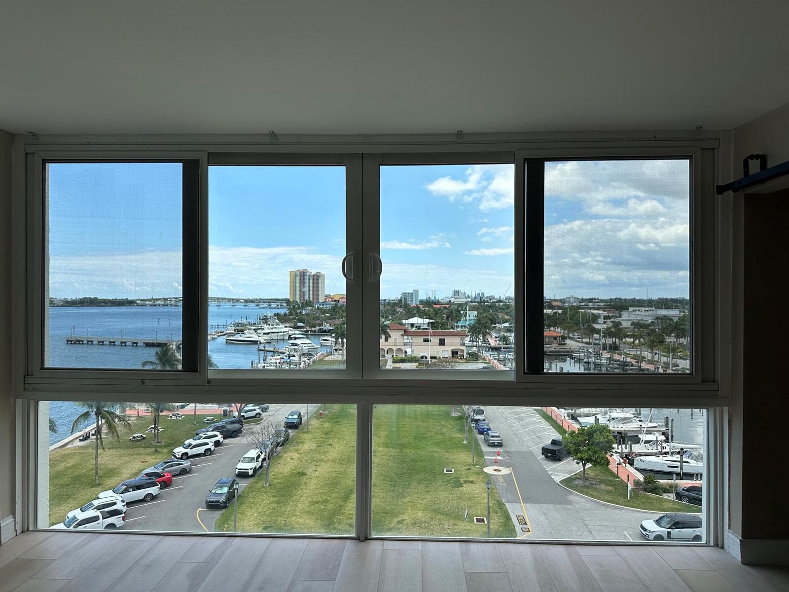 301 Lake Shore Drive 708 photo 5