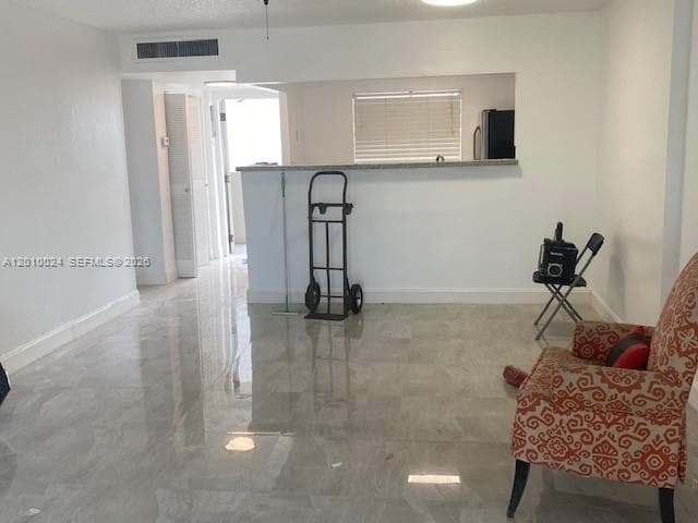 16450 Miami Dr 704 photo 9