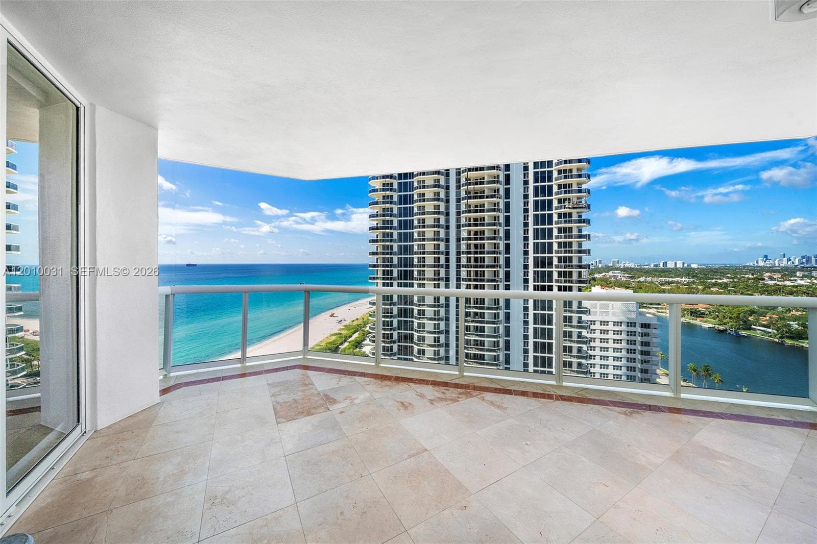 4779 Collins Ave 2404 photo 17