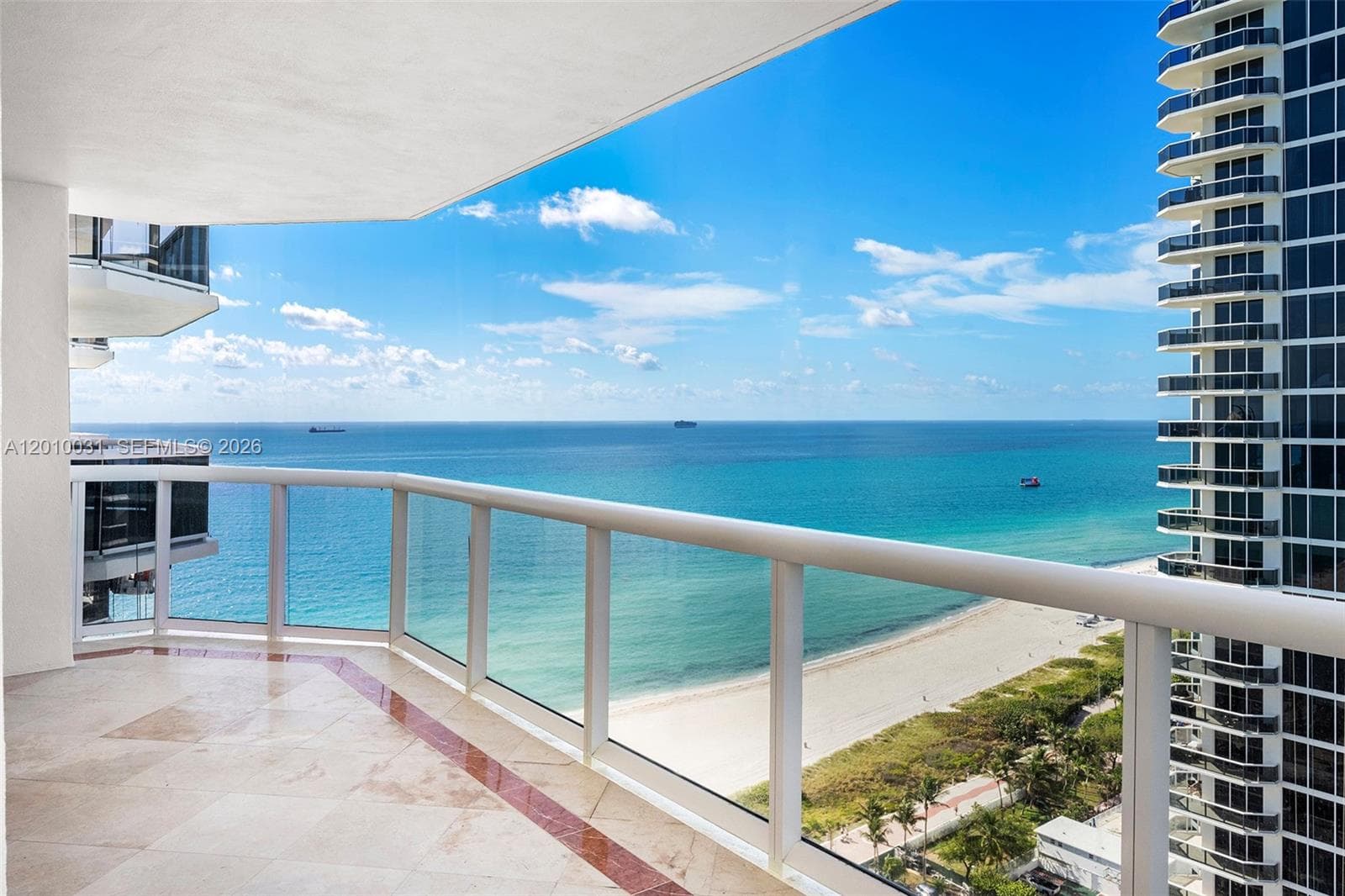 4779 Collins Ave 2404 photo 19