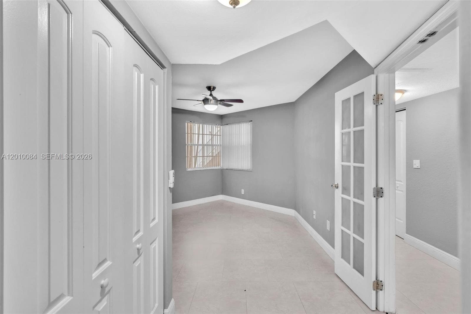 2881 Oakland Forest Dr 105 photo 13