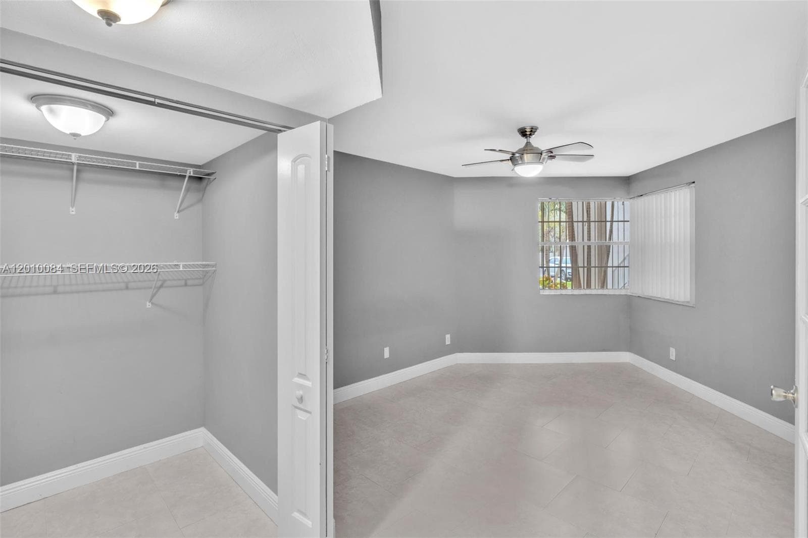 2881 Oakland Forest Dr 105 photo 12