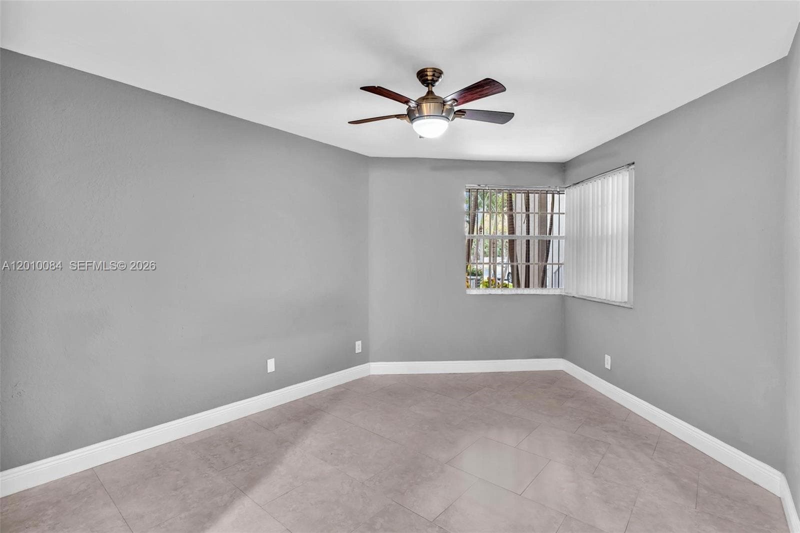 2881 Oakland Forest Dr 105 photo 20