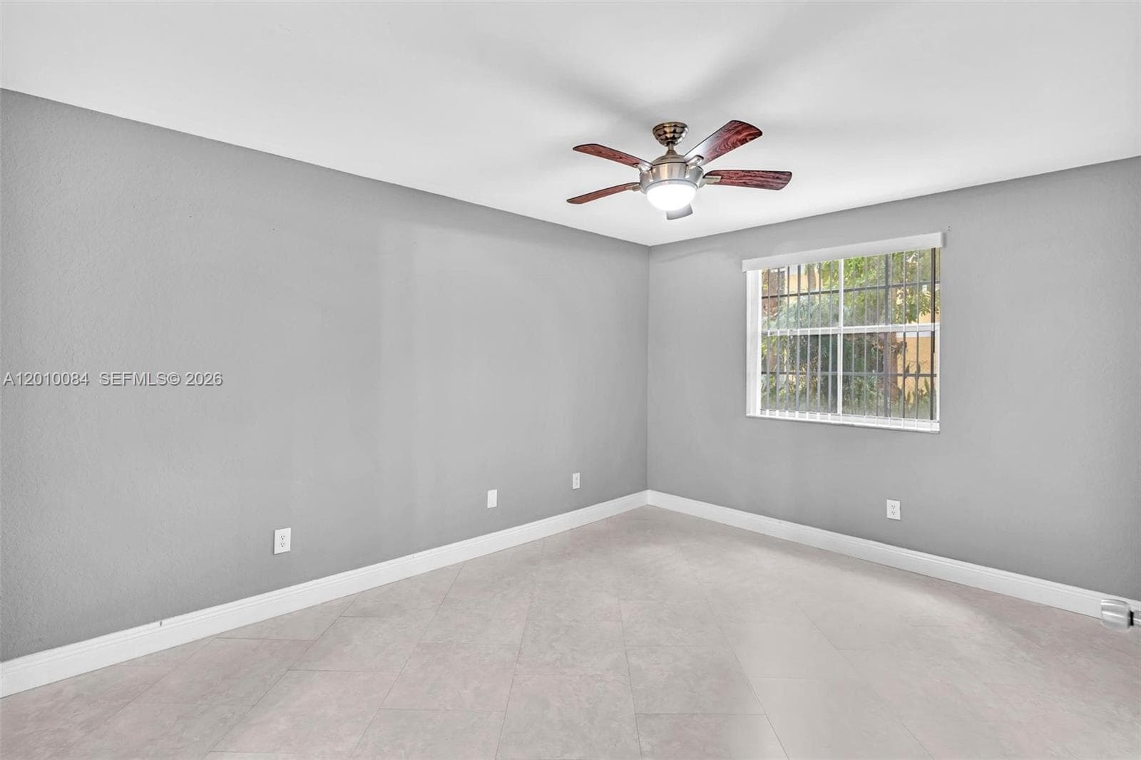 2881 Oakland Forest Dr 105 photo 10