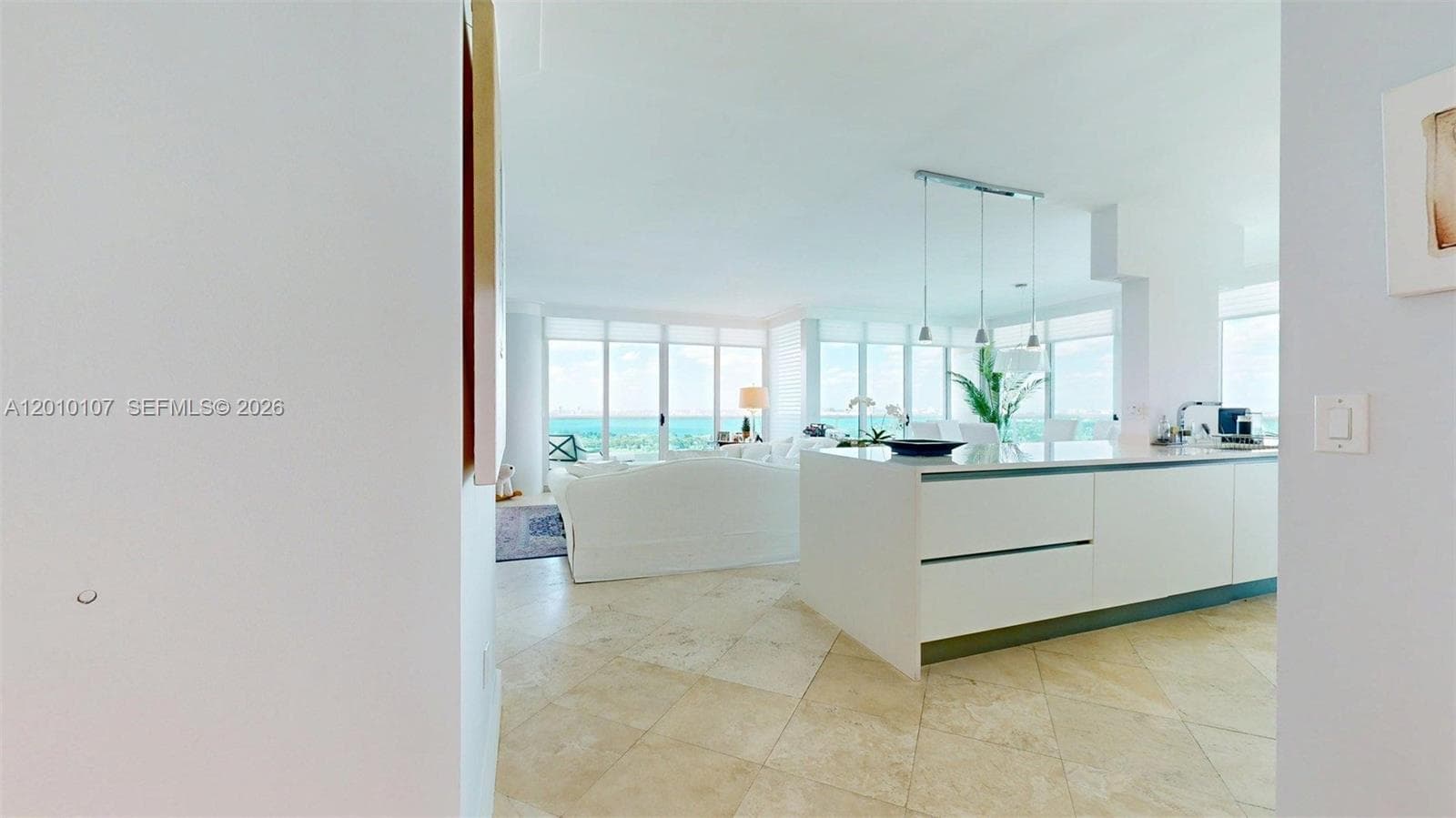5025 Collins Ave 2206 photo 1